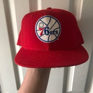 Vintage 90s 76ers New Era Fitted Hat